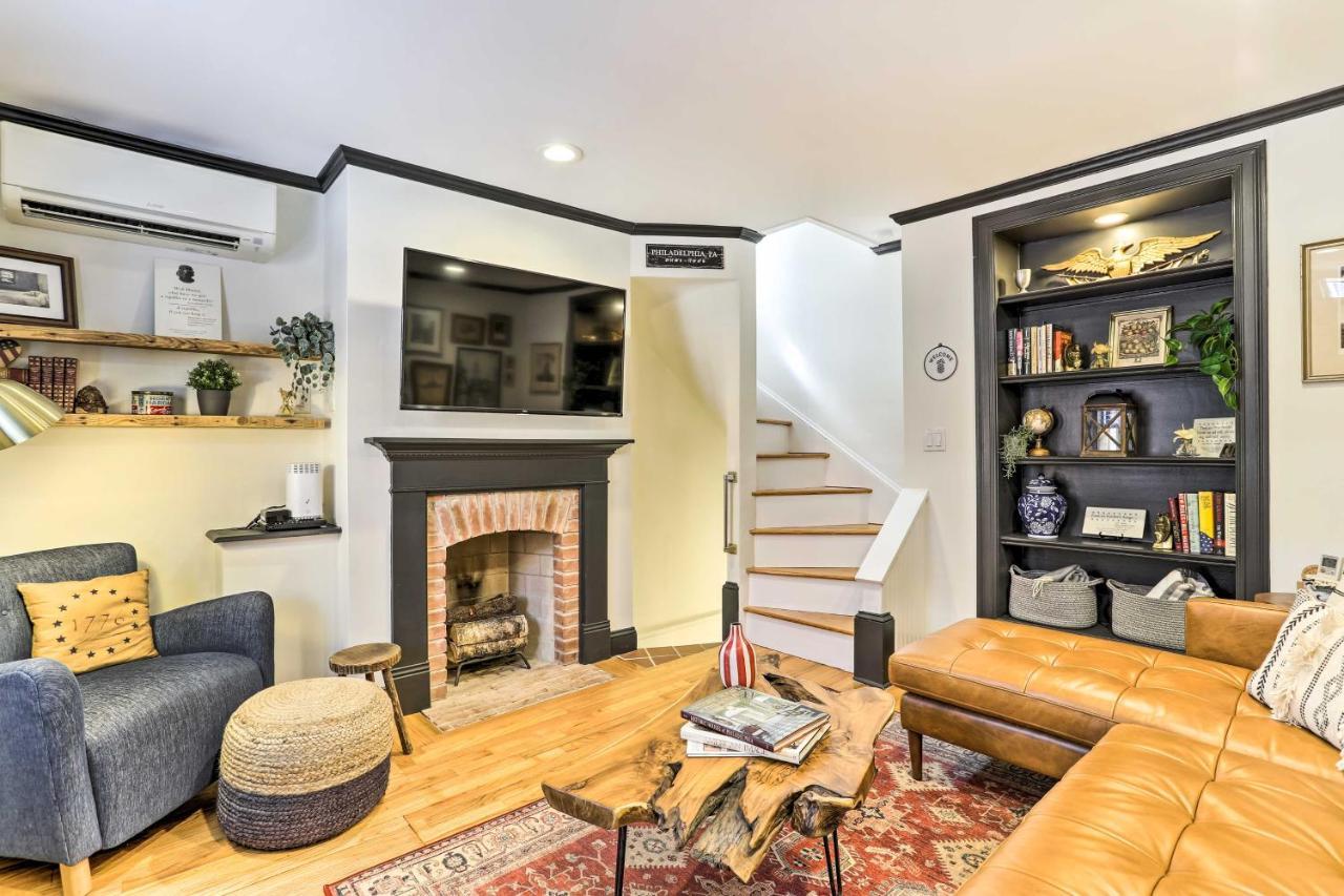 Historic With Garden Walk To Center City!