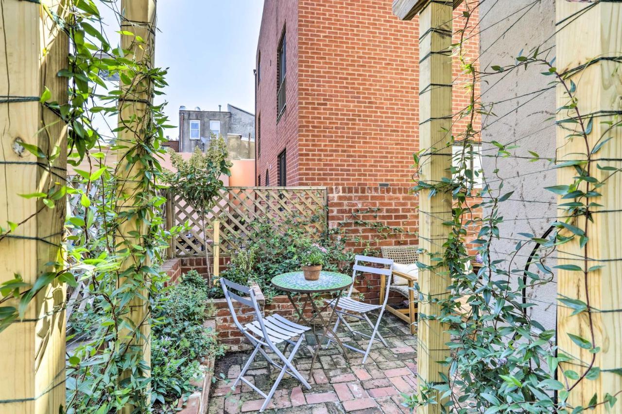 Holiday home Historic With Garden Walk To Center City!